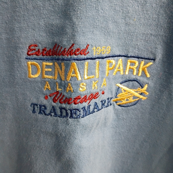 Blue Denali Park Alaska Resort T-Shirt - Picture 3 of 4